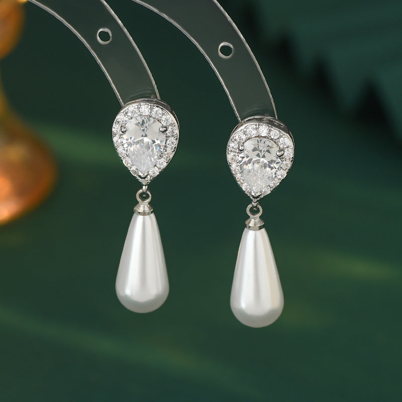 Diamond Pearl Earrings for woman